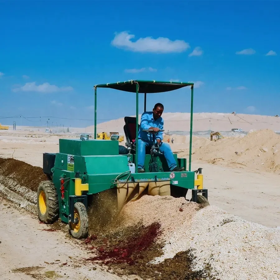 Wheeled Mobile Fertilizer Orga - Compost Turner Machine 评论和价格